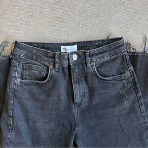 Zara ankle length jeans